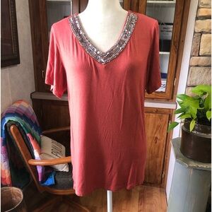 BELUSH SIZE LARGE RUST COLORED SHORT SLEEVE SHIRT TRIMMED IN SEQUINS IN BEADS